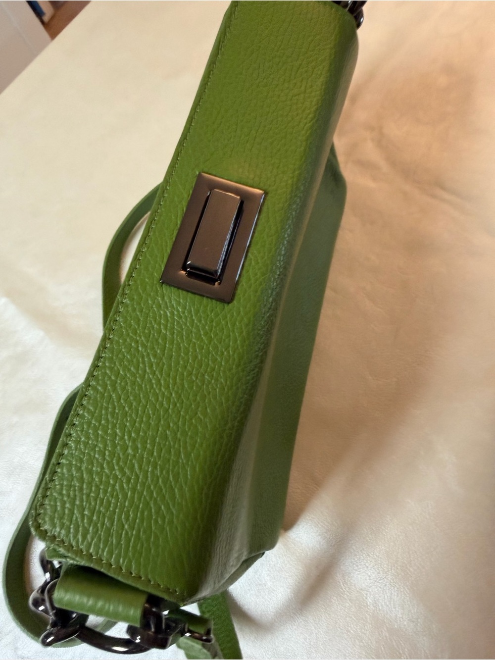 Green Leather Crossbody Bag - Italy - Picture 7 of 12